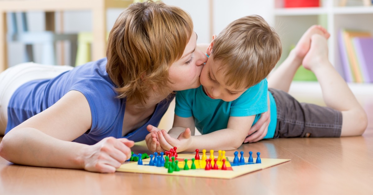 ftd-image-how-to-keep-your-child-engaged-this-summer-5ecfe458d17d7